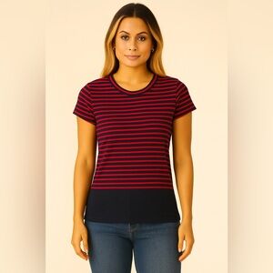 🔴 Red and blue striped shirt